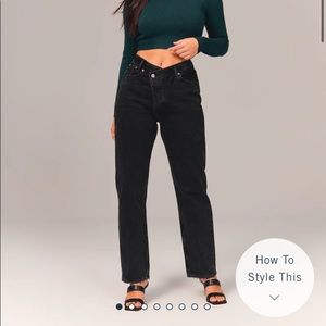 ABERCROMBIE & FITCH HIGH RISE CURVE LOVE DENIM NWT**